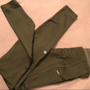 Lululemon Leggings. size 6